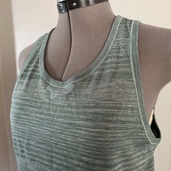 Patagonia Womens Sz M Capilene Cool Daily Tank Green Marle Stripe - Picture 2 of 7